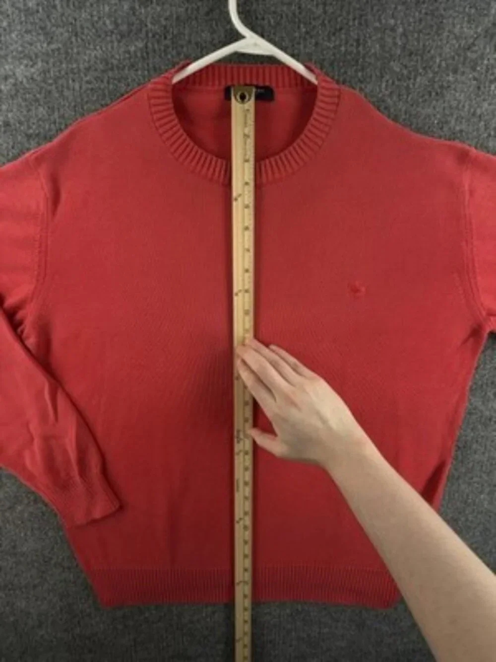 Burberry London Crew Neck Logo Pullover 8 Red Knit Solid Long Sleeve Mens Adult